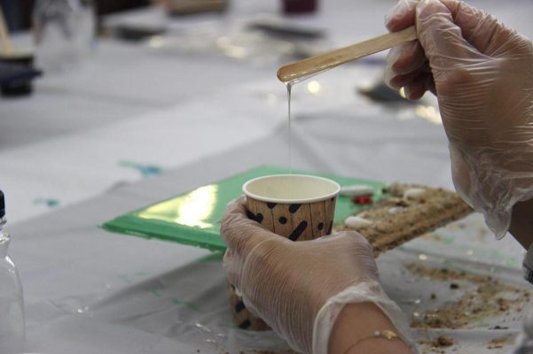 اختتام ورشة فن الريزن بثقافة وفنون تبوك 