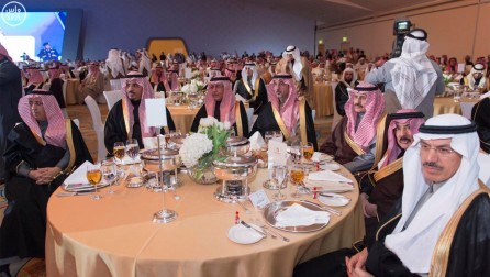 000-01058491449598556272