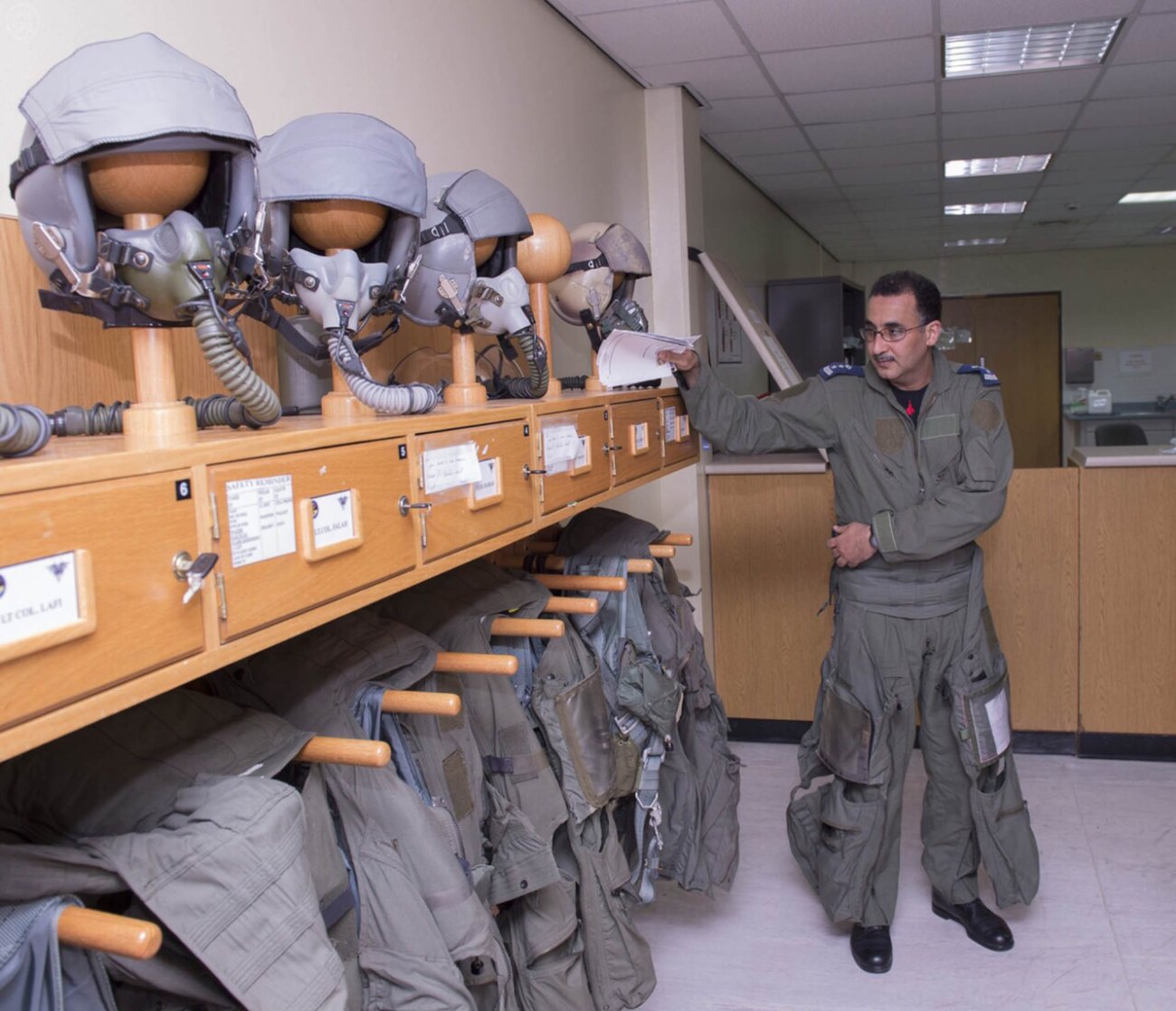 000-8238057291411503998790