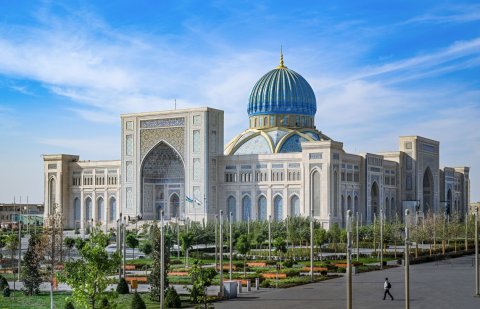 رئيس جمهورية أوزبكستان يفتتح مركز الحضارة الإسلامية في طشقند