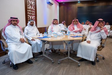 رئيس الجامعة السعودية الإلكترونية يفتتح ورشة التحول الرقمي لاستعراض مؤشرات الأداء الرقمية