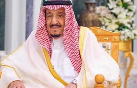 الملك سلمان يهنئ المواطنين بشهر رمضان