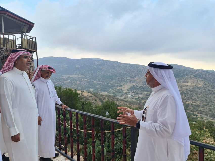 مدير عام صندوق التنمية الزراعية يزور عدداً من المزارعين والمشاريع الزراعية في محافظة الطائف