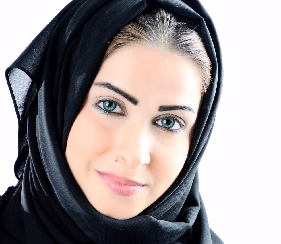 سكينة المشيخص قالت رأبها في كيكي فواجهت نيران مغردين