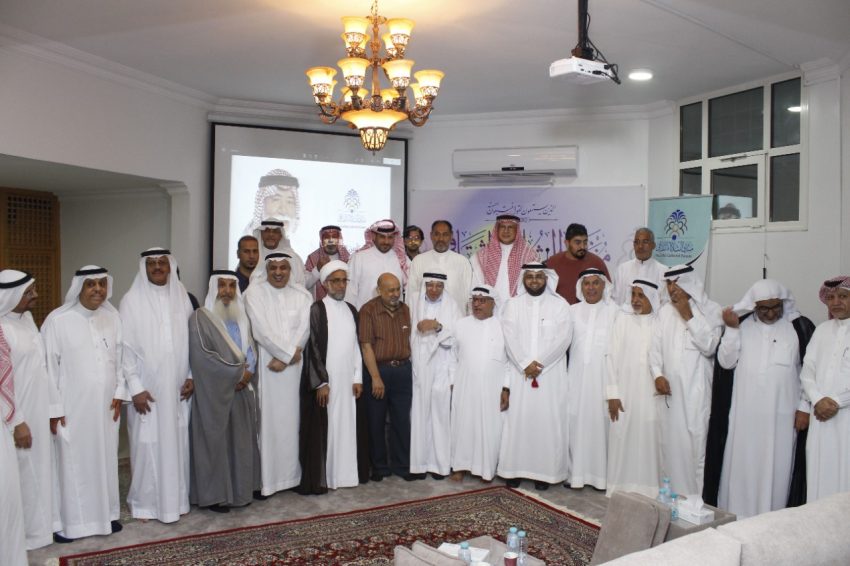 شخصيات ثقافية تشارك في حفل تأبين عبد المقصود خوجة