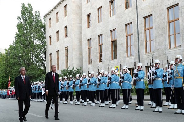 أردوغان خلال حفل التنصيب ( الانترنت)