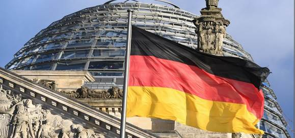 كانت هناك أيضا أسباب براجماتية للغاية وراء اختيار الألوان الثلاثة