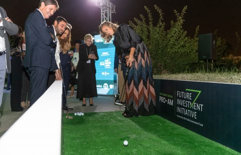 رياضة الجولف تنمي عالم الاعمال في مبادرة مستقبل الاستثمار