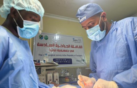 الندوة العالمية تُطلق قافلتها الجراحية السادسة لعلاج المرضى والمصابين في تنزانيا