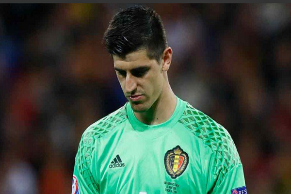 ريال مدريد يتعاقد مع كورتوا