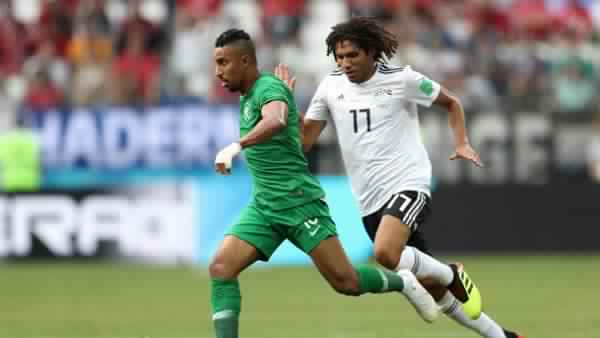 ليفربول يتجه لضم سالم الدوسري بعد تألقه في مباراة مصر