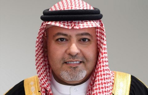 معالي الشيخ خالد بن علي آل خليفة وزير العدل والشؤون الإسلامية والأوقاف رئيس اللجنة العليا لشؤون الحج والعمرة