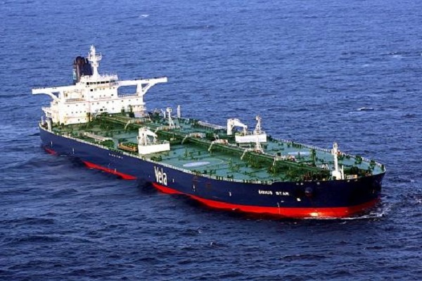 ناقلة بالتفاصيل..  سفن الشحن السعودية تعود لباب المندب